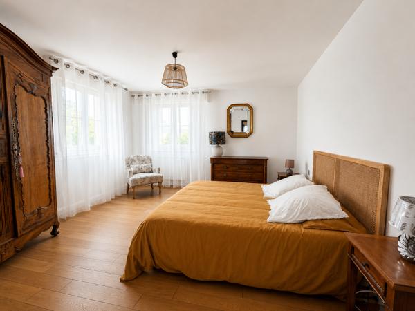 Exclusivité Pointe Du Bec à Pornichet, Bel appartement face à la mer