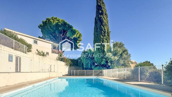 Résidence sécurisée avec piscine