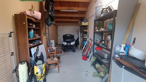 Maison 4 chambres + bureau - garage - piscine