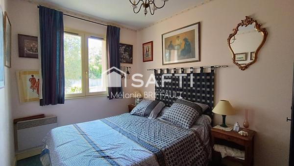 Maison 4 chambres + bureau - garage - piscine