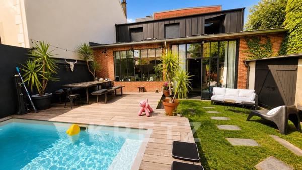 Colombes - Maison type loft avec piscine