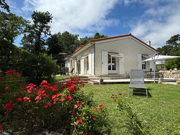 Maison 8 pièce(s) 4 chambre(s) 192 m²