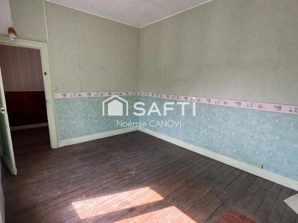 Maison semi-individuelle à rénover – 85 m² avec jardin