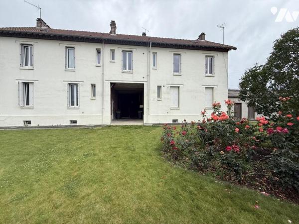 Immeuble de rapport et garages