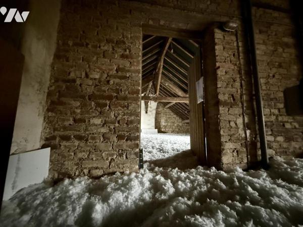 Immeuble de rapport et garages