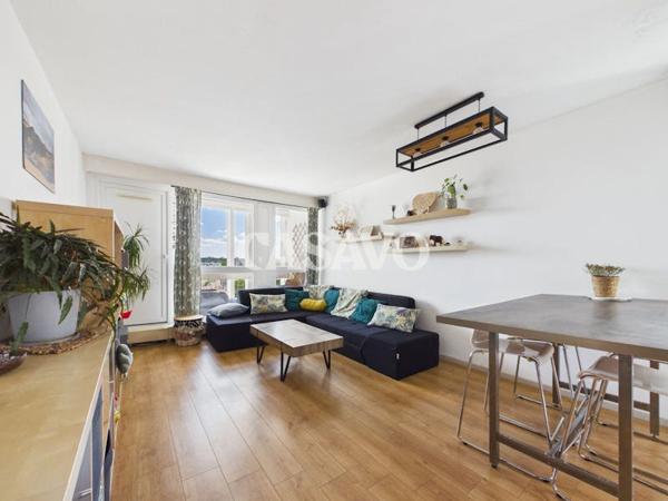 Vente Appartement 4 pièces de 77m² - 69100 Villeurbanne