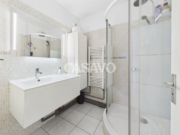 Vente Appartement 4 pièces de 77m² - 69100 Villeurbanne