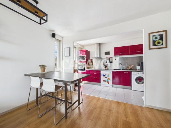 Vente Appartement 4 pièces de 77m² - 69100 Villeurbanne