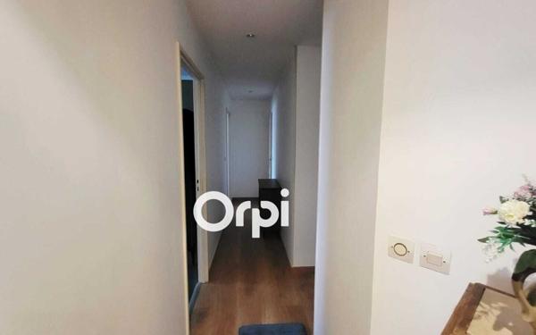 Appartement à vendre    5 pièces • 100,04 m2 Melun