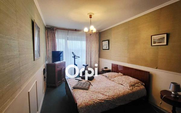 Appartement à vendre    5 pièces • 100,04 m2 Melun