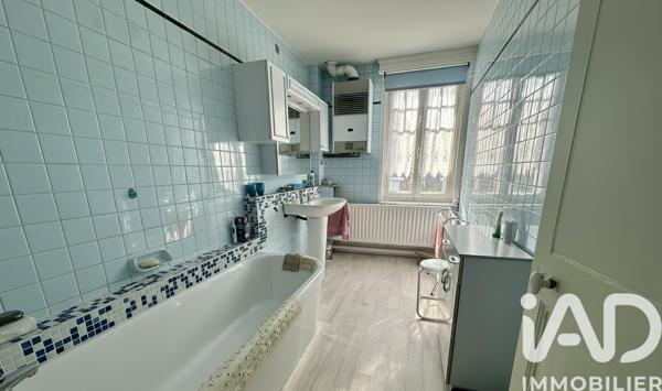 Maison à vendre 7 pièces 210 m² Isbergues