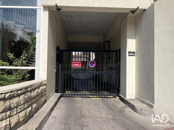 Location parking 10 m² Montrouge