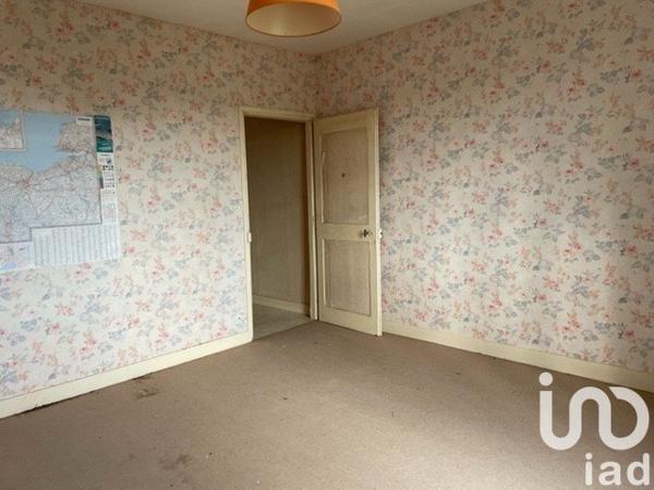 Maison traditionnelle 4 pièces de 121 m² à Pont-Farcy (14380)