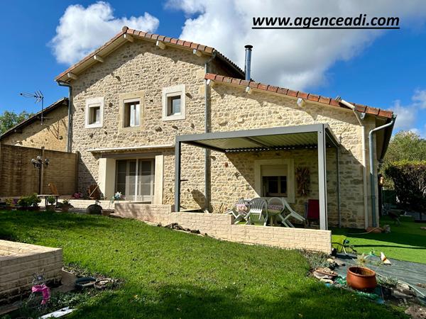 Maison Saint Christophe Sur Roc 3 pièce(s) 142 m2, Saint christophe sur roc 79220