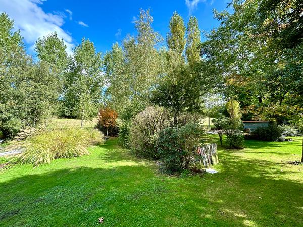 Maison Saint Christophe Sur Roc 3 pièce(s) 142 m2, Saint christophe sur roc 79220