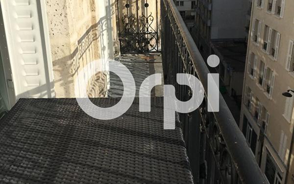 Appartement à louer    2 pièces • 32,04 m2 Paris 15
