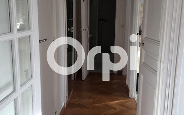 Appartement à louer    2 pièces • 32,04 m2 Paris 15