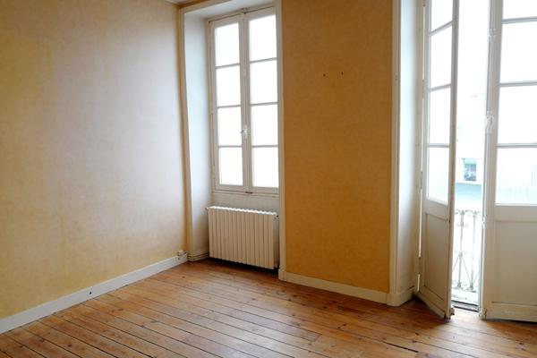 Ensemble immobilier : maison bourgeoise et dépendance