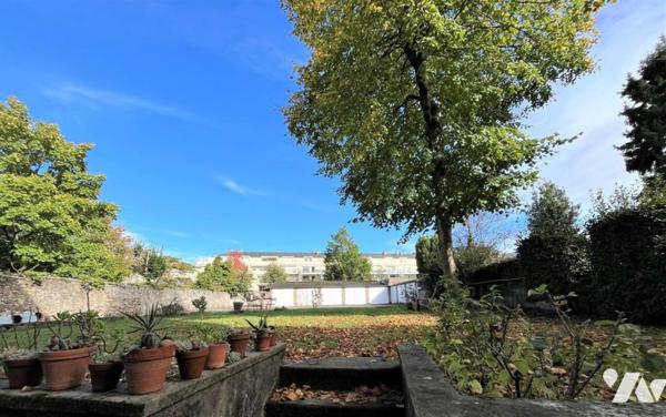 Nantes St Pasquier Rd Pt de Vannes, au calme, appart T3 avec terrasse et garage.