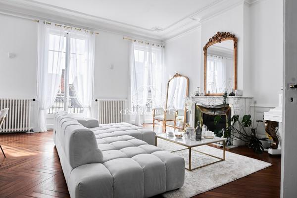 A louer – L’EXCEPTION ROANNAISE – 266 m² DE LUXE ET D’ESPACE (IDÉAL FAMILLE)