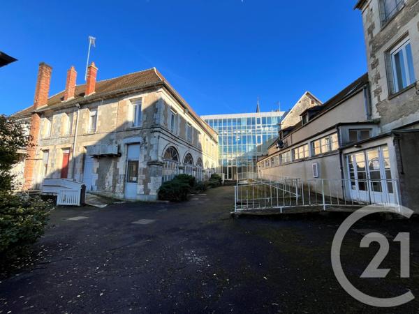 Maison à vendre  45 pièces - 600 m2 ENTRAINS SUR NOHAIN - 58