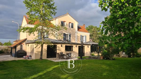 Draveil, Maison 5 Chambres -  320 m² à vendre