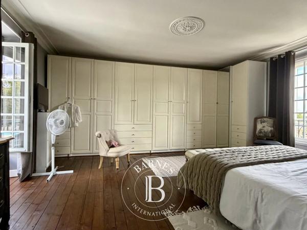 Draveil, Maison 5 Chambres -  320 m² à vendre