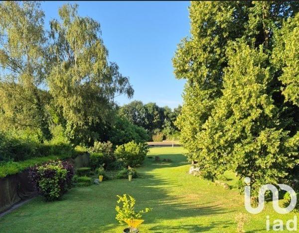 Pavillon 7 pièces de 112 m² à Waziers (59119)