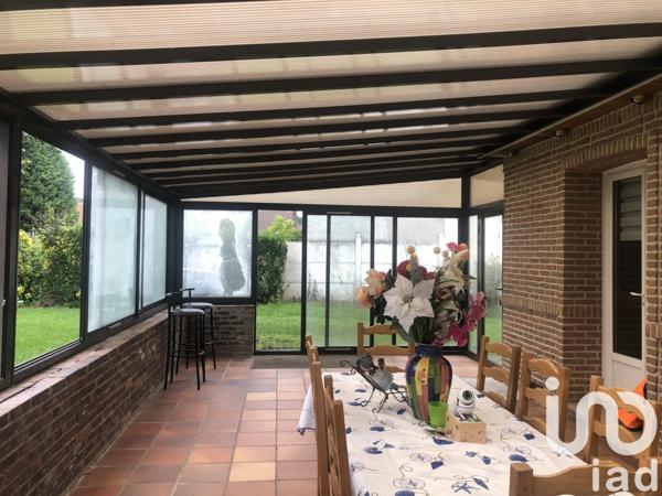 Pavillon 7 pièces de 112 m² à Waziers (59119)