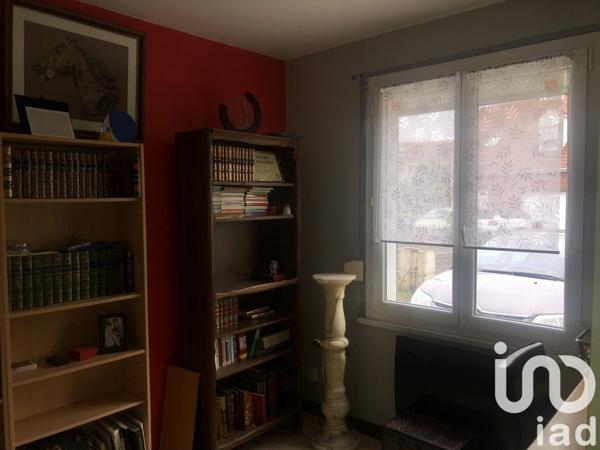 Pavillon 7 pièces de 112 m² à Waziers (59119)