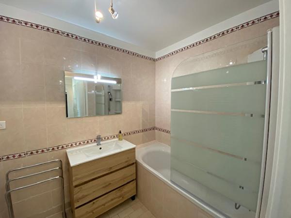 Appartement Joinville Le Pont 2 pièce(s) 49.40 m2