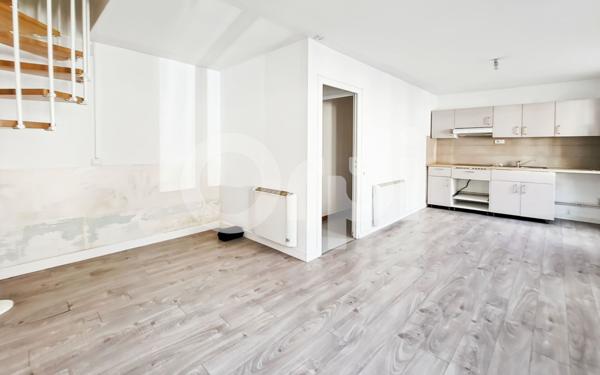 Maison à vendre    2 pièces •  Nanteuil-le-Haudouin