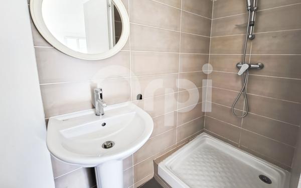 Maison à vendre    2 pièces •  Nanteuil-le-Haudouin