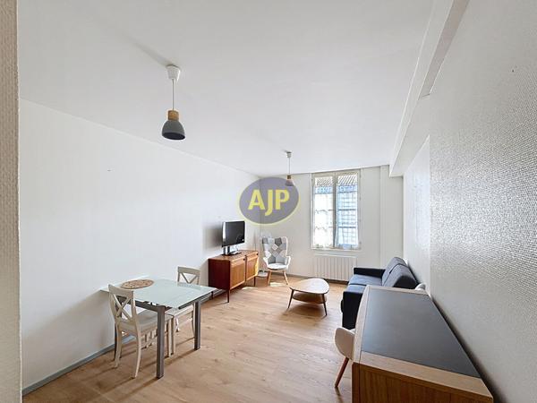 Location appartement Rochefort : 614 € - AJP Immobilier Rochefort