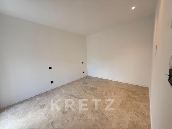 Les Taillades — Appartement T4 Neuf en rez-de-jardin avec vue sur le Luberon
