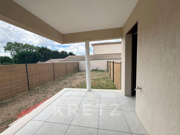 Les Taillades — Appartement T4 Neuf en rez-de-jardin avec vue sur le Luberon