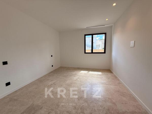 Les Taillades — Appartement T4 Neuf en rez-de-jardin avec vue sur le Luberon