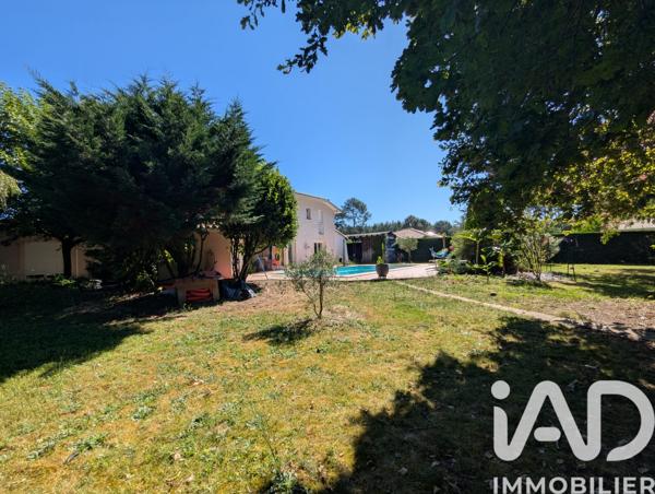 Maison à vendre 9 pièces 263 m² Mont-de-Marsan