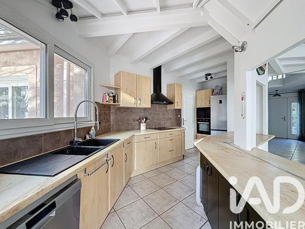 Maison à vendre 9 pièces 263 m² Mont-de-Marsan