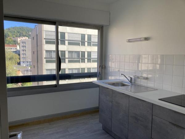 APPART F2 Résidence Le Victor Hugo 4300 Le Puy en Velay Bât A