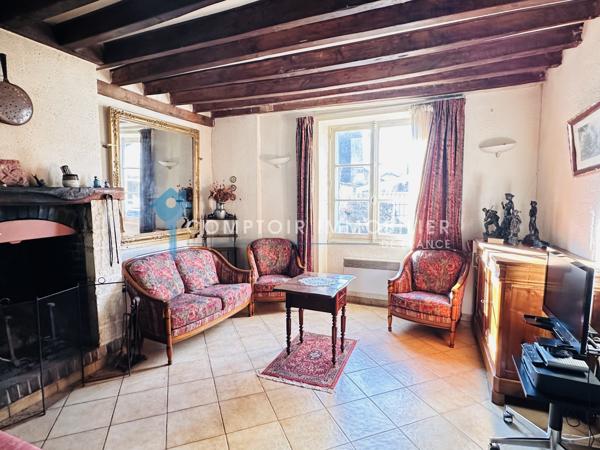 Maison
                                                                                                                                                                                                                                                                                                                        4 pièce(s)                                                                                                                                                                                                          3 chambre(s)                                                                                                                                                                                                          85  m²