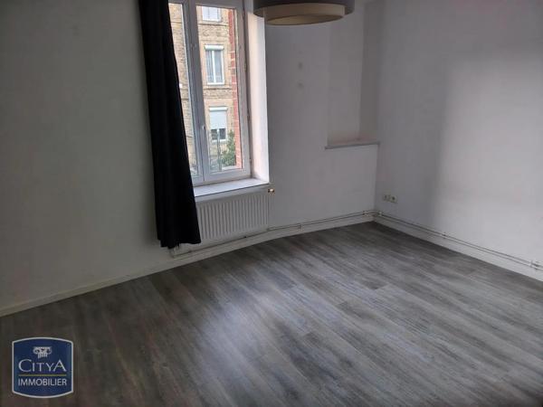 Appartement à louer 4 pièces 68.18m² Vrigne aux Bois (08330)