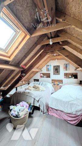 À proximité des plages, charmante maison en pierre rénovée avec dépendance et jardin sur 1340m2