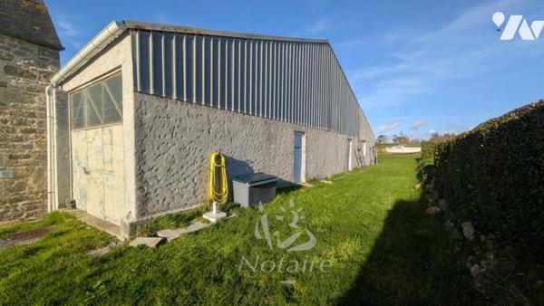 À proximité des plages, charmante maison en pierre rénovée avec dépendance et jardin sur 1340m2