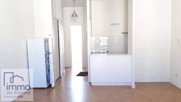 GRENOBLE / 28 Bd. Edouard REY, T2 de 37 m² situé au 4ème étage sans ascenseur