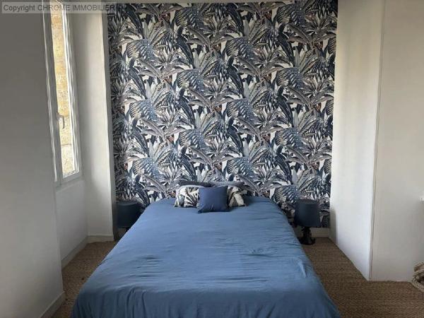 Vente                                                      Maison
                        
                     6 pièces                      186 m2                     à Marmande