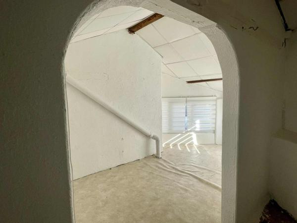 Immeuble de 540m² à usage mixte(commercial et d'habitation)