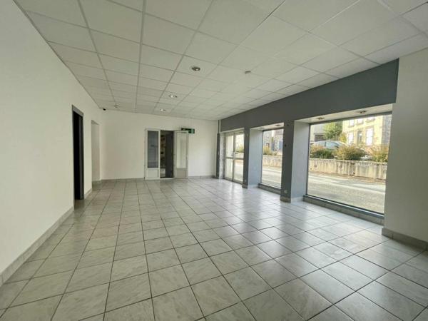 Immeuble de 540m² à usage mixte(commercial et d'habitation)