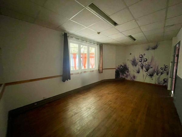 Immeuble de 540m² à usage mixte(commercial et d'habitation)