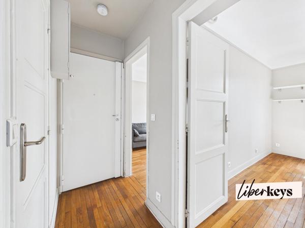 Charmant T2 traversant de 37 m² – Lumineux, au 5ᵉ étage avec ascenseur – Paris 11ᵉ (Voltaire)